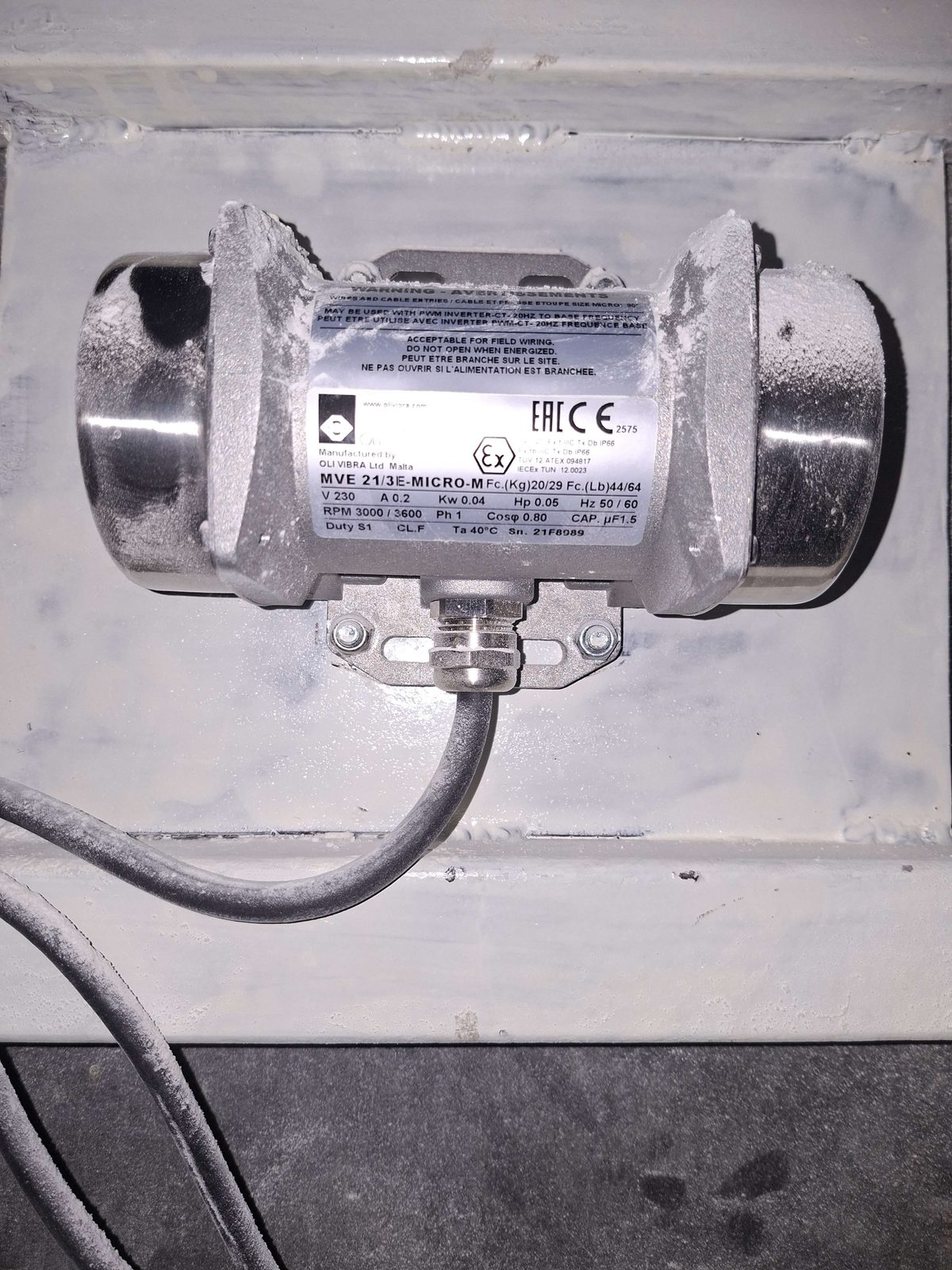 IECEx/ATEX Ex motor nameplate showing equipment markings