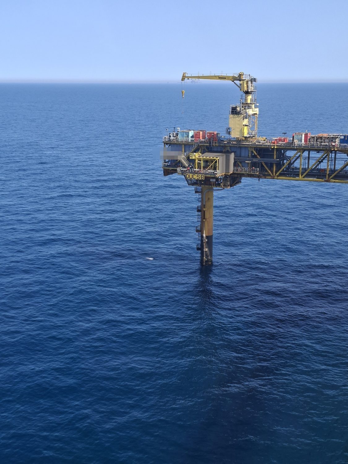 Crane on an offshore oil and gas platform (ATEX area)